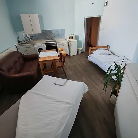 Konukevi - Kaj & Kaja Orehova vas