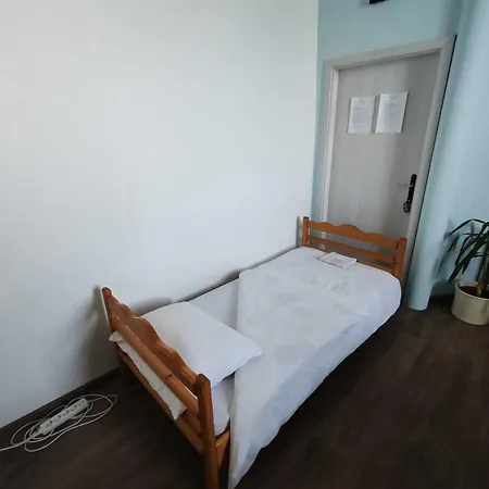- Kaj & Kaja * Orehova vas